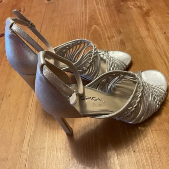 Via Spiga Dorian Strappy Silver Sandals Heels Size 7.5 New - Picture 5 of 8